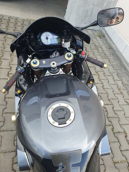 Suzuki GSXR 1000 - 5