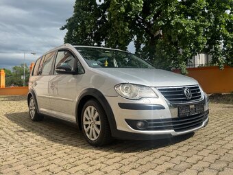 Volkswagen touran cross NOVA STK - 5