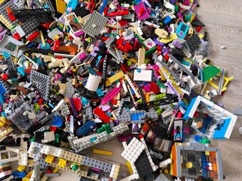 Lego - mix kostek cca 7.5 kg - 5