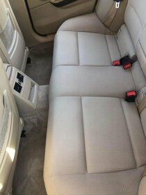Rezervace do 13.7.2025 - BMW 320 d, 135 Kw,Navi., senzory - 5