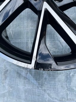 Alu kola vega Škoda Scala Kamiq R18 5x100 - 5