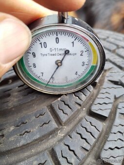 215/60/17 zimni pneu PIRELLI a FALKEN 215/60 R17 - 5