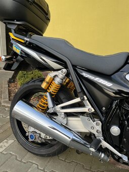 Yamaha XJR 1300 - 5