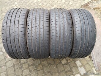 225/40/19 letni pneu MICHELIN 225/40 R19 - 5