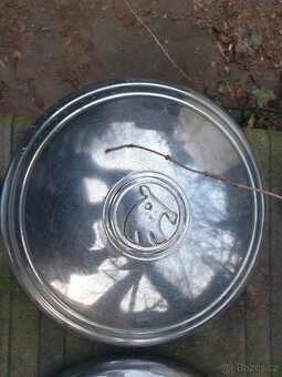 Poklice Škoda 1000, 100 - 5