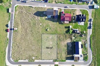 Krásný stavební pozemek na prodej za Prahou, 743 m2 - 5