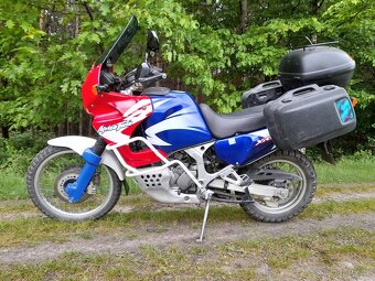 Honda XRV 750 AFRICA TWIN RD07 - 5