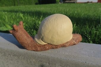 Zahradní dekorace - šnek, šneček, umělý kámen - 5