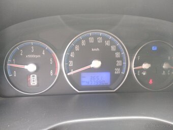 Hyundai SantaFe 2.2 CRDI diesel automat 4x4 r.v 2006 - 5