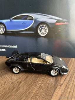LAMBORGHINI COUNTACH (1988) model 1:24 Bburago - 5