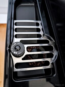 Automatický kávovar DeLonghi Magnifica - 5