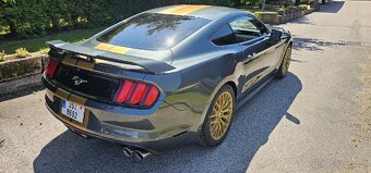 Ford Mustang 3.7 - 5