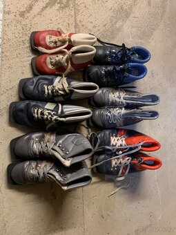 Běžky - různé délky + boty s vázáním 75 různé velikosti - 5