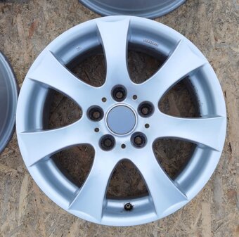 16" Alu ALUTEC BMW, 5x120, ET20 - 5