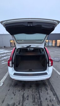 Prodám Volvo V50 D2 - 5