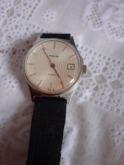 Retro hodinky prim pyžamo - 5