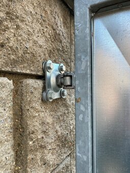 prodám vrata 1,8 x 3,9 m - 5