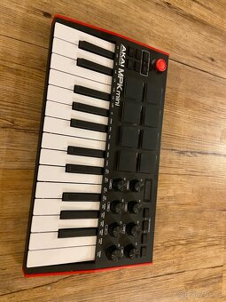 MIDI kontroler Akai MPK Mini - 5