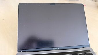 MacBook Pro 13" Retina (2019) – i7/16 GB/512GB SSD - 5