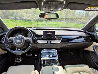 Audi S8 - 5