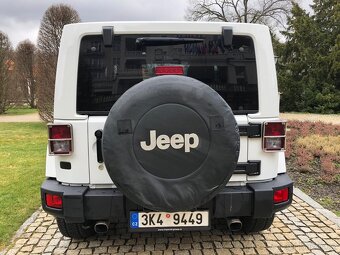 Jeep wrangler 3.6 SAHARA 209kw první majitel - 5