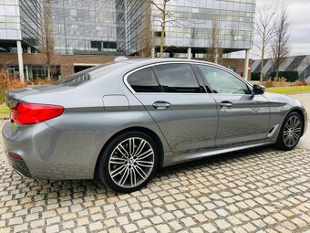 BMW Řada 5 530i G30 XDRIVE 185KW AUT LED M-PAKET SERVISKA - 5