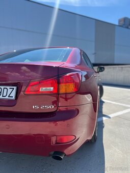 Lexus IS250 - 5