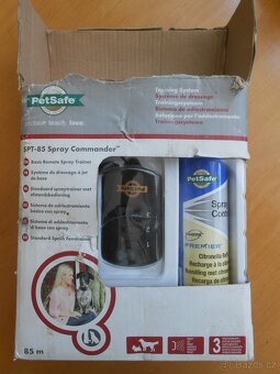 Trénovací obojek PETSAFE -SPT85 - vydá zvuk a stříkne sprey - 5