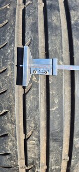 Letní pneu nexen 235 55 R17 103W - 5