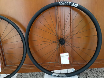 Nová kola DT Swiss 1501 Carbon Mullet (29/27,5) - 5