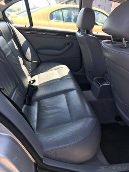 Bmw e46 330i - 5
