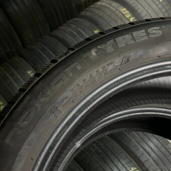 Zimní pneu 215/50 R18 92V Nokian 6mm - 5