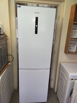 Prodám plně funkční dig. lednici zn. Gorenje-180cm--DOVEZU-- - 5