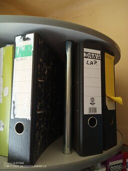 Stojan na šanony - 5