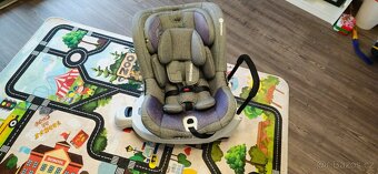 Otočná autosedačka Petite&Mars Reversal II - 5