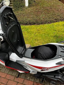 Yuki Falcon 125i - 5