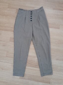 Balíček oblečení UK 12/M - 5