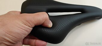 Nové sedlo Trek Verse Short 145 mm. - 5