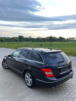 Mercedes-Benz C300 W204 - 5
