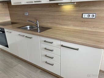 Kuchyňská linka včetně spotřebičů - 5