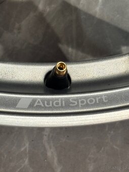 AUDI R22 RS6 / S6 / Q7 / TOUAREG / SQ7/ Q8 - 5