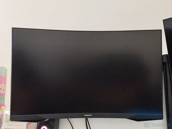 Prodám Monitor Samsung odyssey G5. - 5