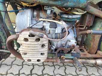 Dněpr,Ural M 72 originál 52 rok - 5