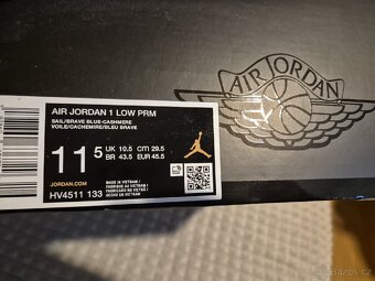 Nike Air Jordan 1 Low Premium - 5