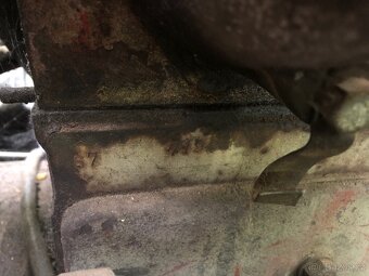 UN 051 hon (050,053) - 5