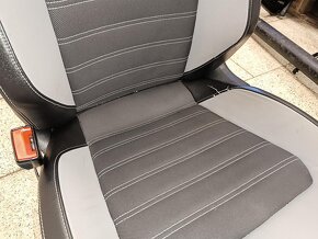 Sedačky černá kůže šedá látka VW Jetta 4 sedan r.v. 2013 - 5