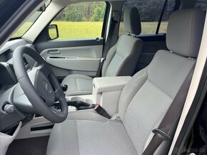 Jeep Cherokee 2,8 CRD 130kW, 4x4 MANUÁL - 5