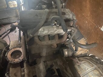 Motor Iveco TurboDaily 2.5 - 5
