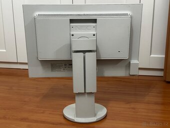 Monitor 24" NEC MultiSync LED EA244WMi bílý - 5