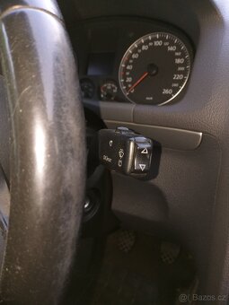 vw Touran 2.0 .tdi pd 100 kw rok 2003 webaso - 5